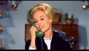 The Birds (1963)Tippi Hedren, Union Square, San Francisco, California, green and telephone